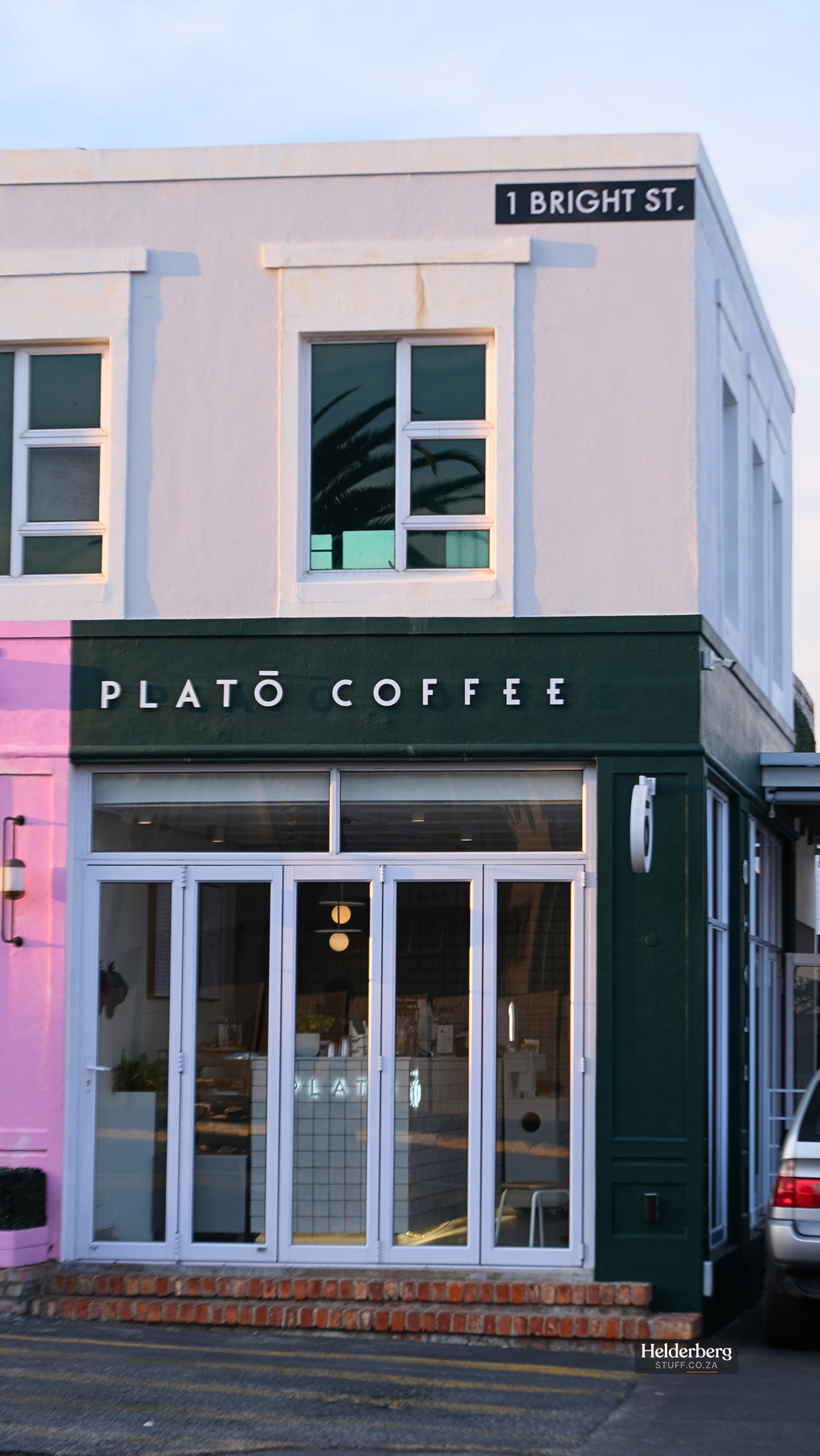 Platō Coffee Opens in Somerset West, Bringing Popular South African Café Brand to Bright Street