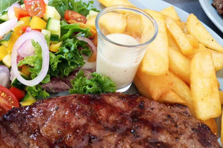 Potter's Pantry Takes Over the Galley at Gordon's Bay Yacht Club