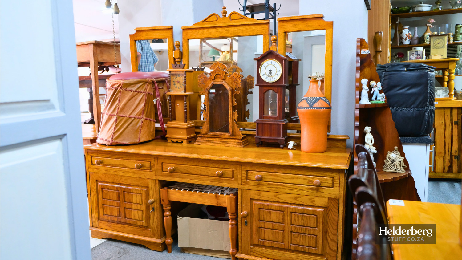 Strand Furniture Market (Tradefurn)