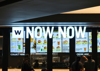 Woolworths NOW NOW Opens at Somerset Mall